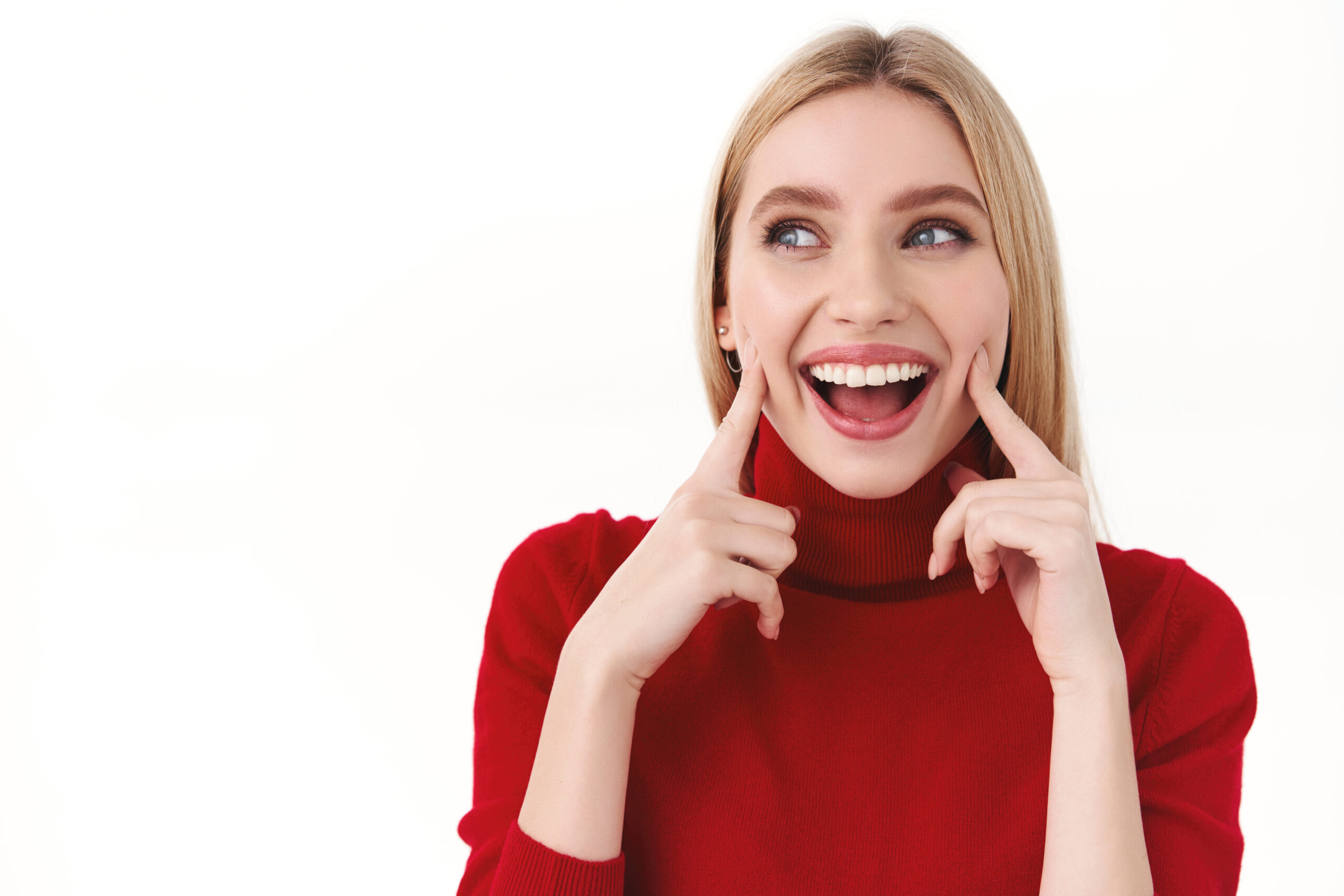Hollywood Smile in Albania: What Patients Should Know Before Treatment